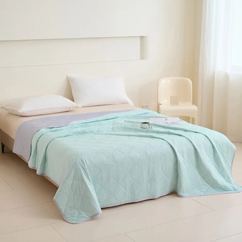 1pc Large Cooling Blanket for Hot Sleepers, Dual-Sided Soft & Lightweight Summer Bedding, Contemporary Geometric Pattern,