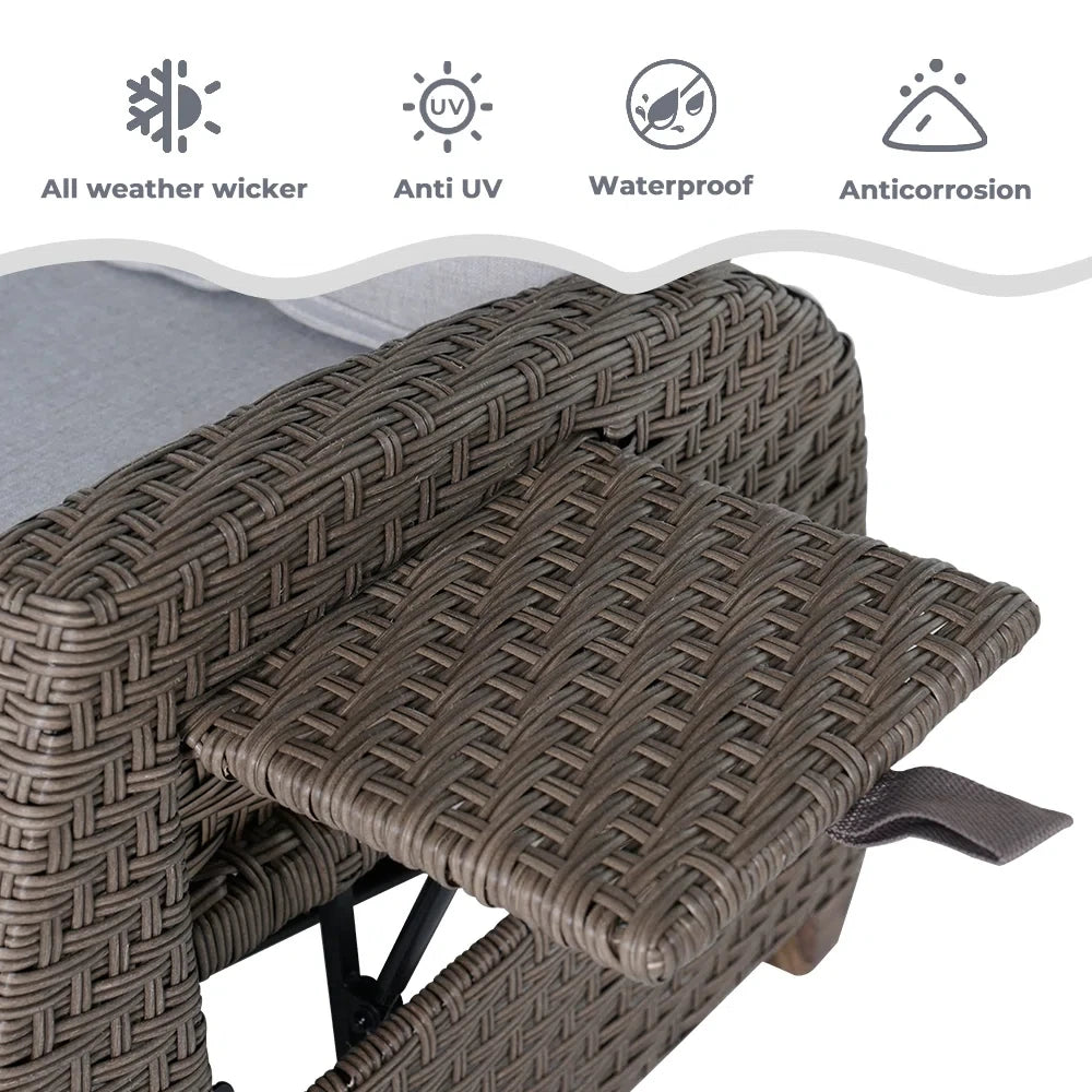 Outdoor Recliner